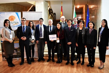 Посолството на България в Мадрид беше домакин на среща с група студенти – участници в ІХ Младежки форум „Модел – АСЕМ“